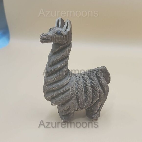 Artesania Riconda Llama Figurine handmade 4.25 tall 3.5 long - Picture 2 of 9